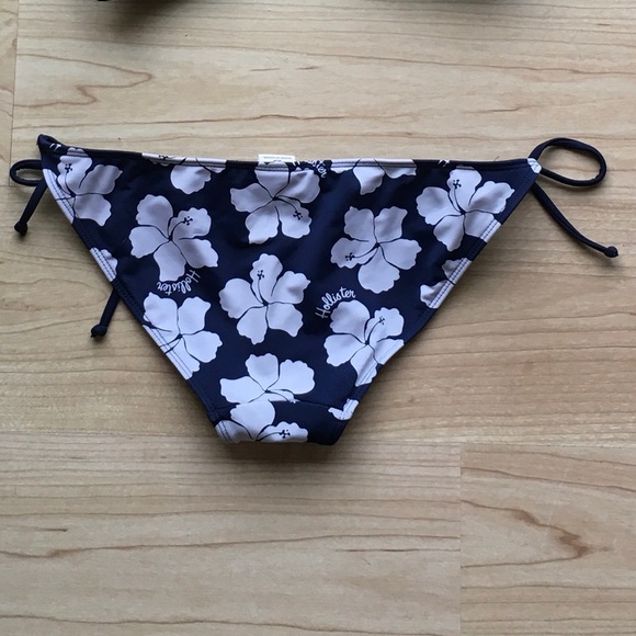 Hollister Bikini Bottoms - Picture 5 of 5